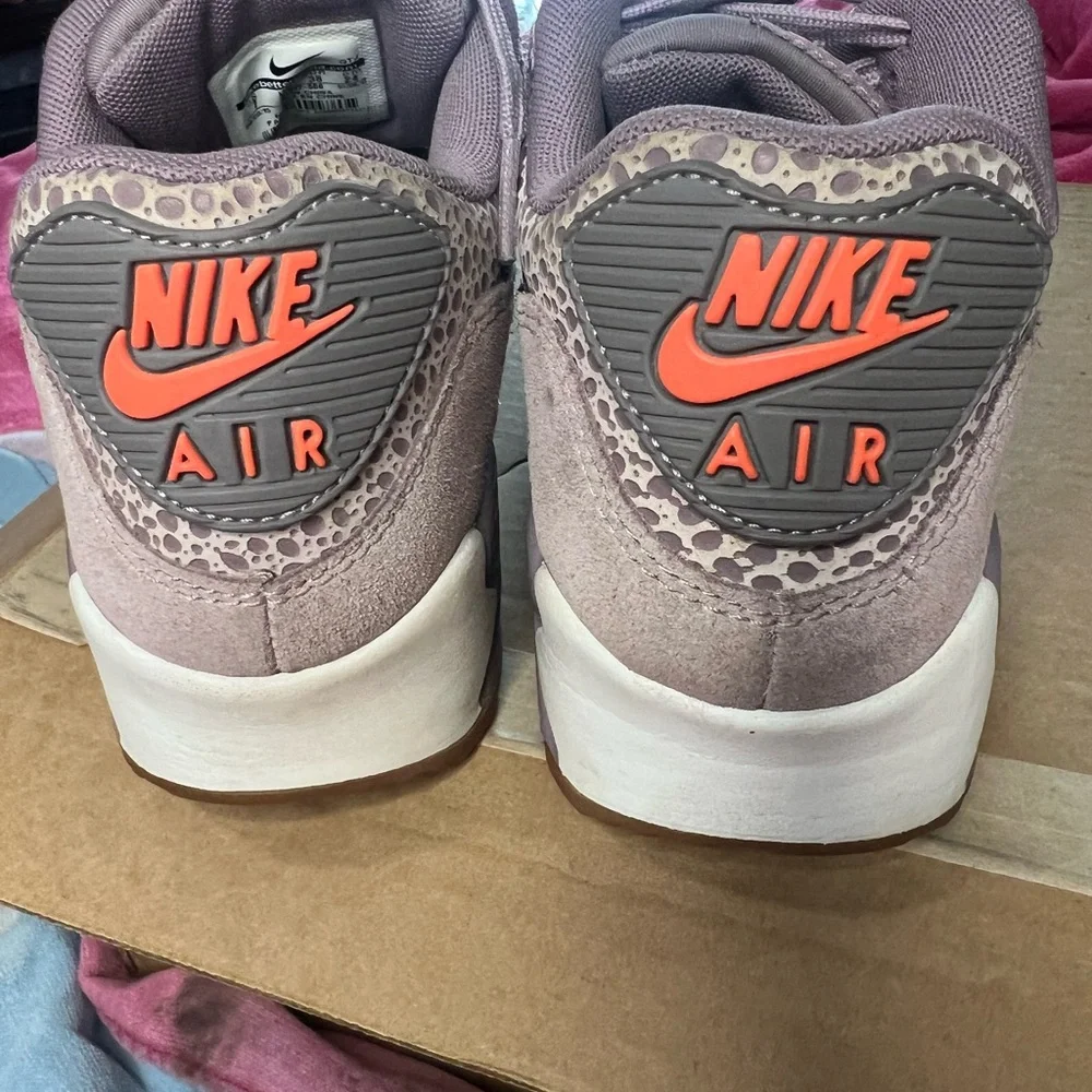 Nike Air Max 90s Speckled Purple Sneakers - Picture 4 of 7